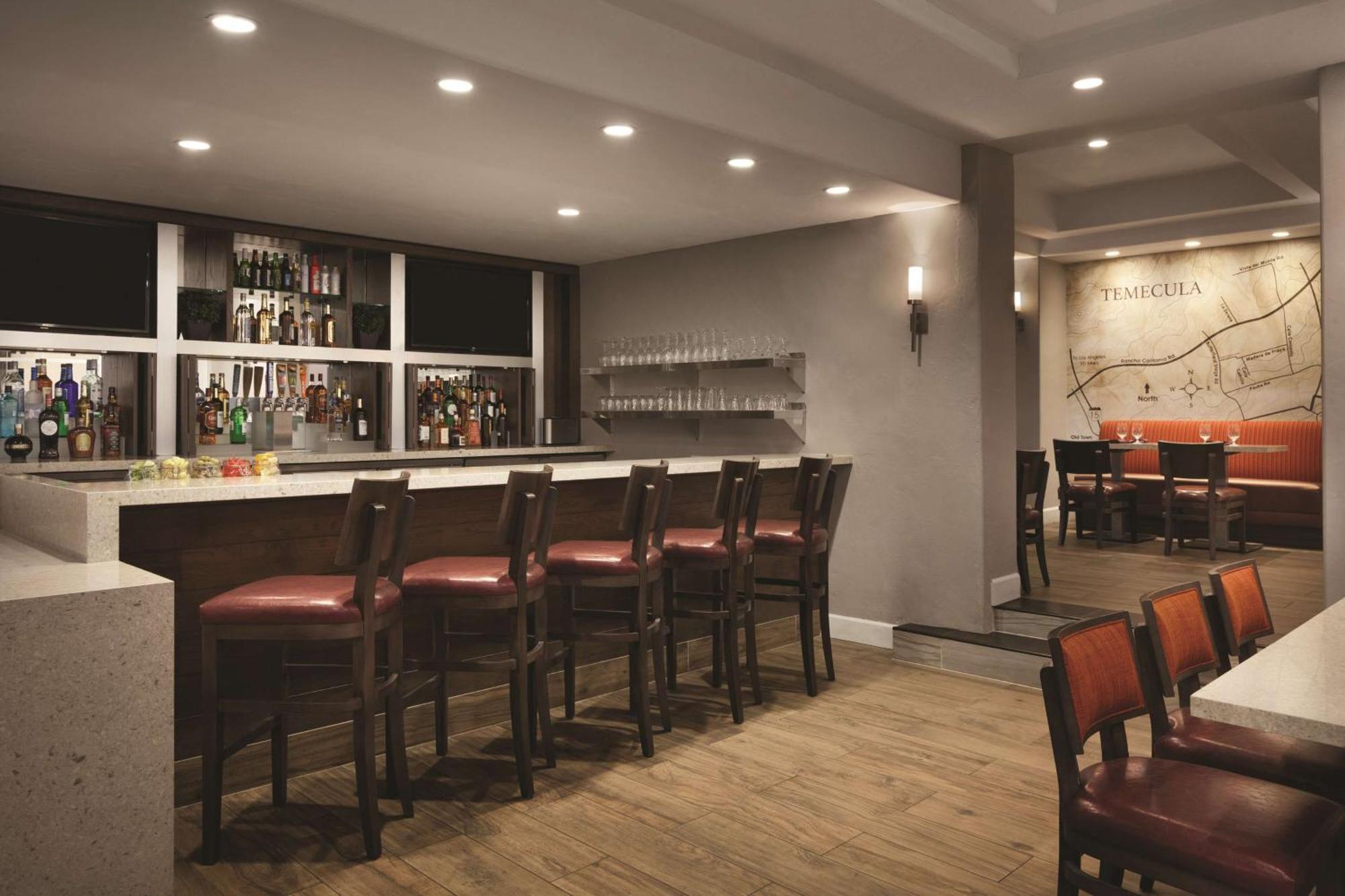 Embassy Suites By Hilton Temecula Valley Wine Country Exterior photo