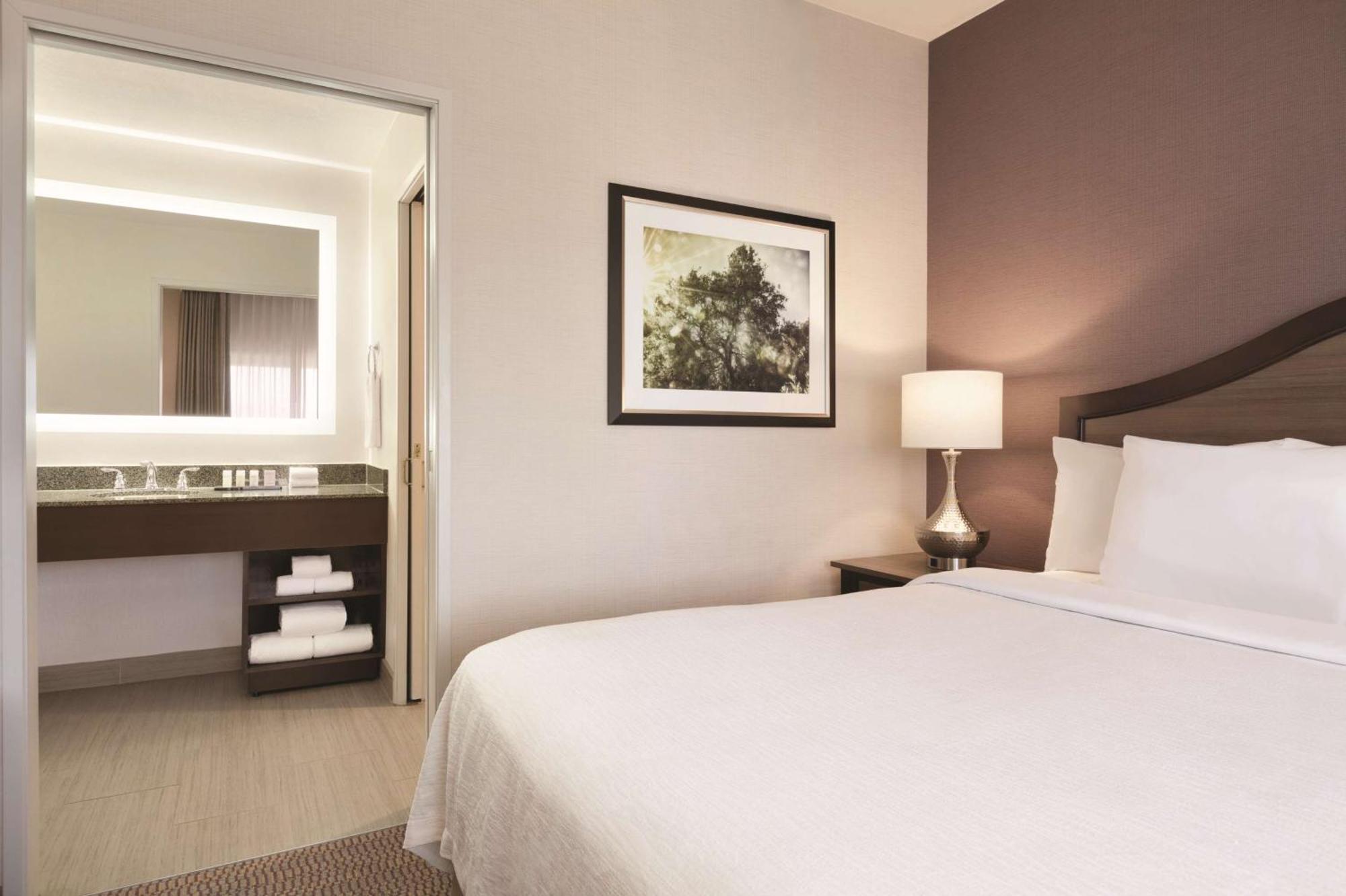 Embassy Suites By Hilton Temecula Valley Wine Country Exterior photo