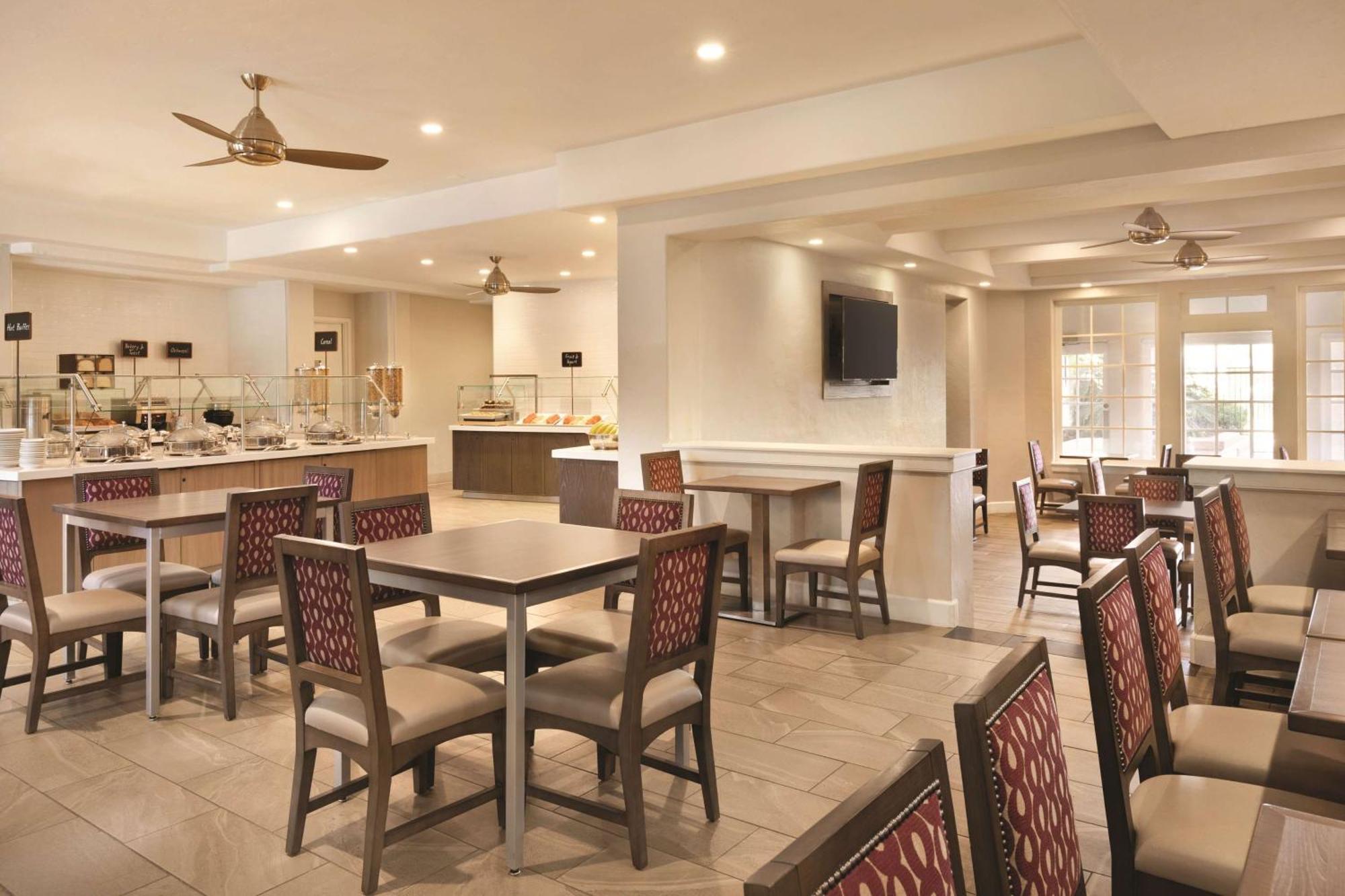 Embassy Suites By Hilton Temecula Valley Wine Country Exterior photo